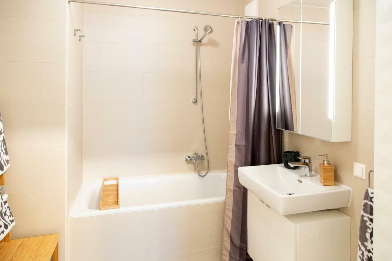 Cozy & Cool Apartment * 5 Min To City Center Vienna Exterior photo